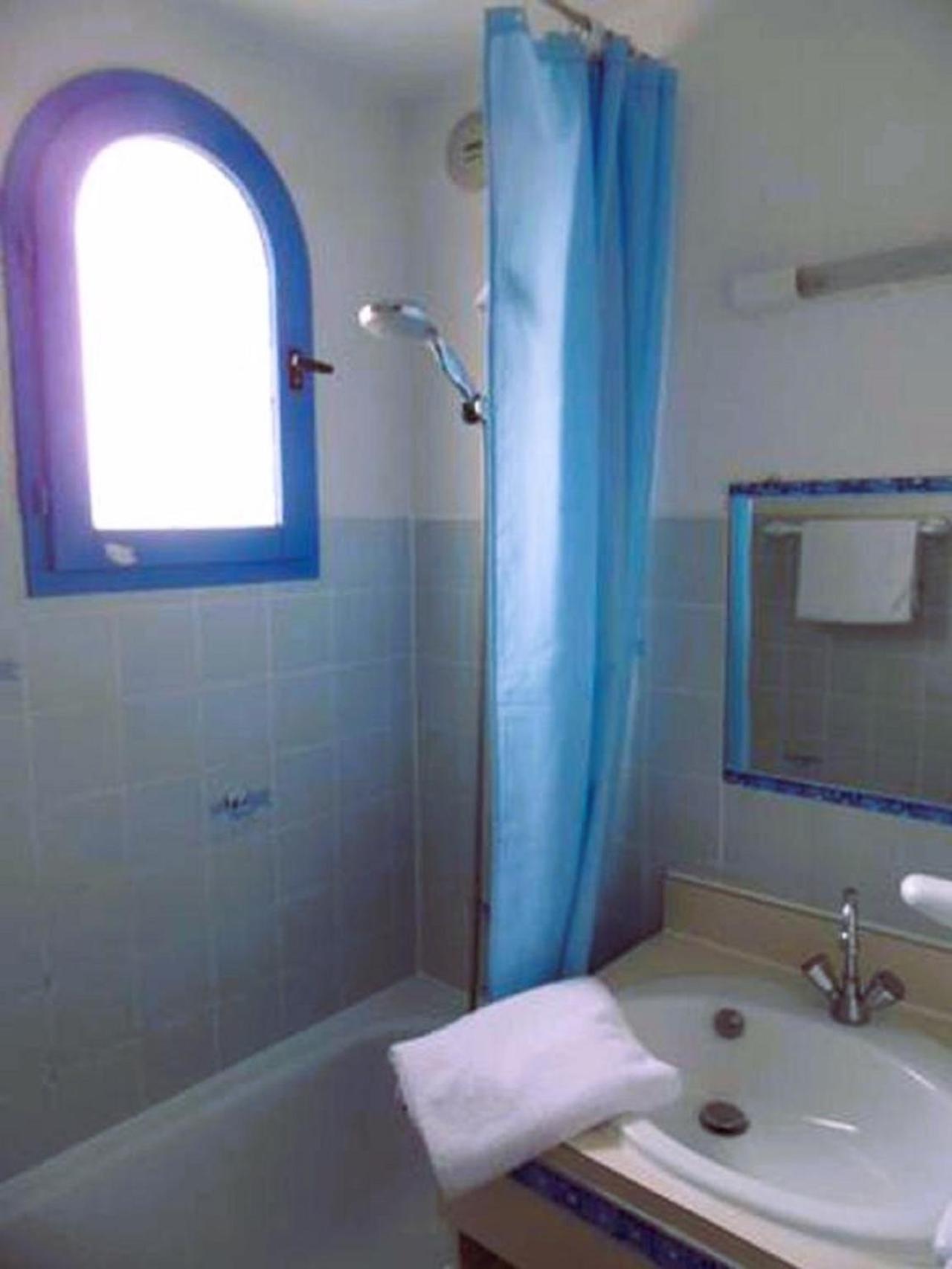 Hotel Alhambra Агд Экстерьер фото